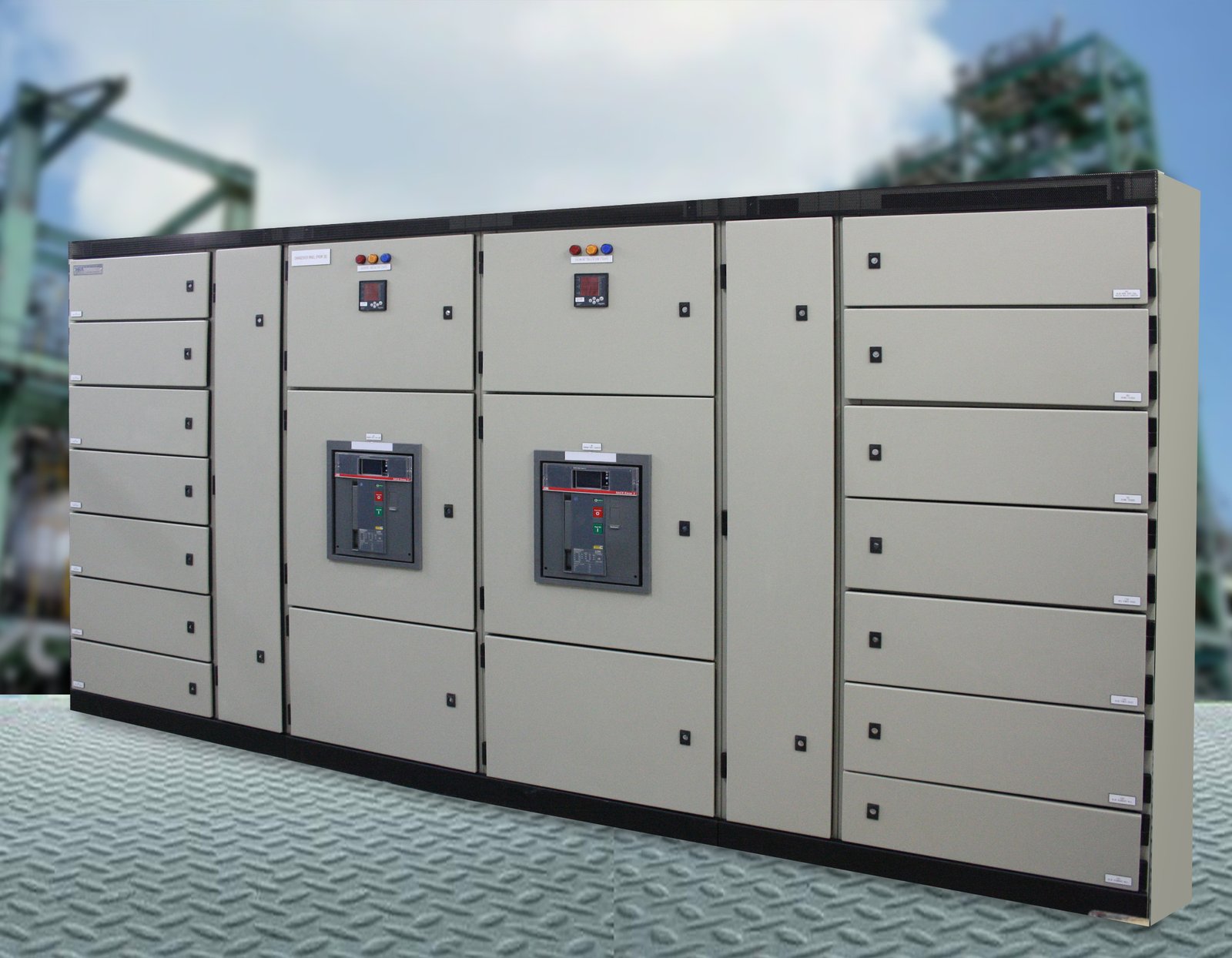 SUNTECH low voltage switchgear line-up with air circuit breakers